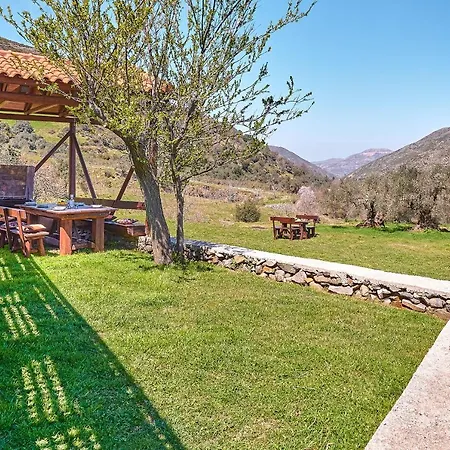 펜션 Authentic In A Heaven Of Natural Beauty 하니아