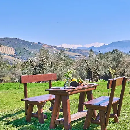 Authentic In A Heaven Of Natural Beauty בית נופש חאניה