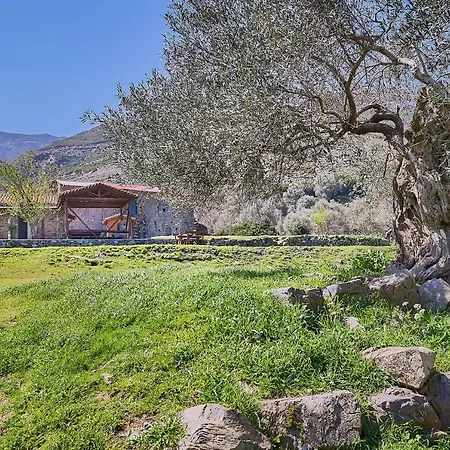 Authentic In A Heaven Of Natural Beauty בית נופש *