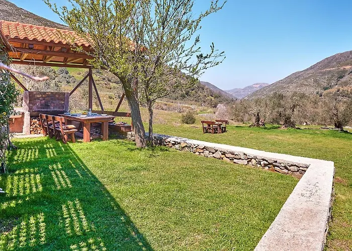 Будинок відпочинку Authentic In A Heaven Of Natural Beauty Ханья (Крит)