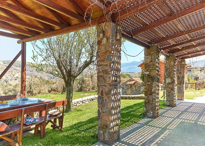 Authentic In A Heaven Of Natural Beauty Будинок відпочинку Ханья (Крит)