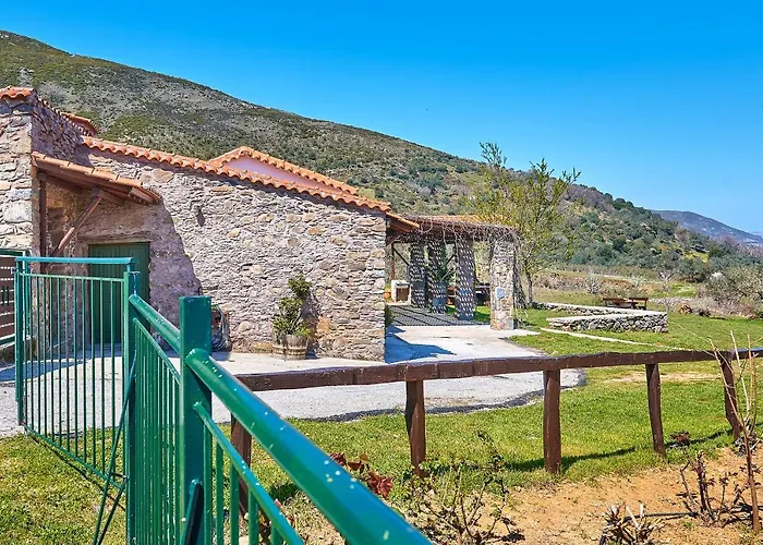 Authentic In A Heaven Of Natural Beauty * Ханья (Крит)