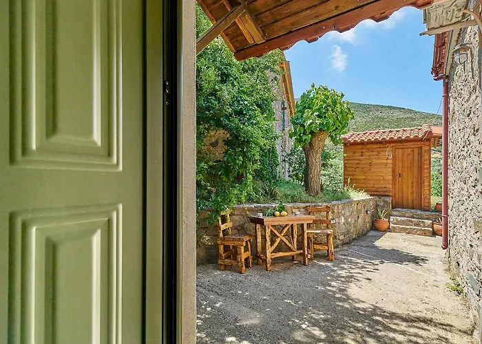 Authentic In A Heaven Of Natural Beauty Будинок відпочинку Ханья (Крит)