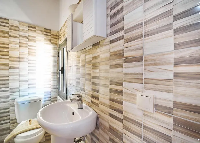 Будинок відпочинку Authentic In A Heaven Of Natural Beauty *