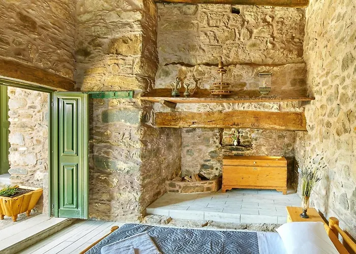 Authentic In A Heaven Of Natural Beauty * Ханья (Крит)