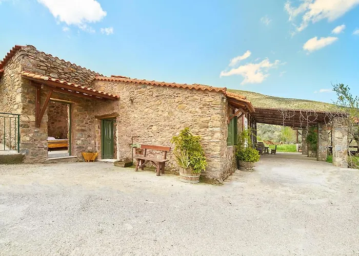 Authentic In A Heaven Of Natural Beauty * Ханья (Крит)