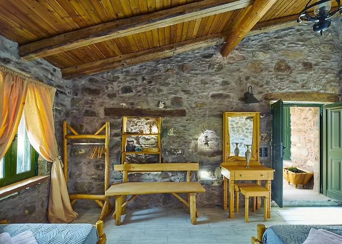 Authentic In A Heaven Of Natural Beauty Будинок відпочинку *