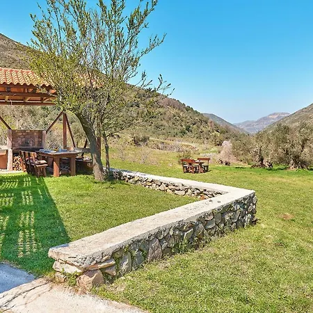 Authentic In A Heaven Of Natural Beauty Holiday home Chania (Crete)