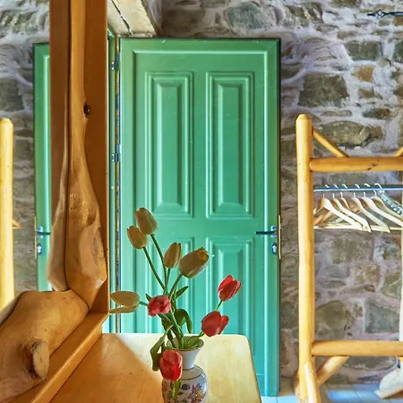 Authentic In A Heaven Of Natural Beauty Feriehus *